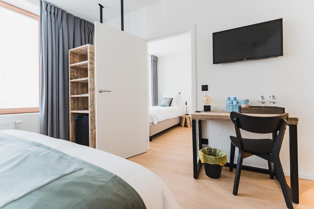 Guesthouse De La Paix Poperinge Bagian luar foto